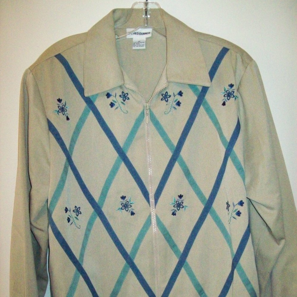 ALFRED DUNNER EMBROIDERED TAN ZIP FRONT JACKET